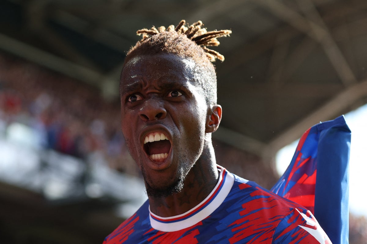Transférer les nouvelles EN DIRECT !  Arsenal entre dans la course Zaha ;  Fofana au Chelsea FC médical;  mise à jour d'Aubameyang ;  Tottenham dernier