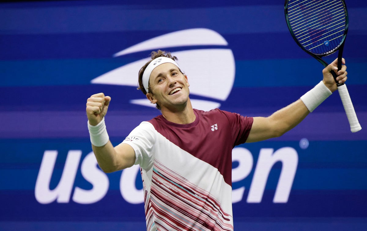 US Open: Casper Ruud maintient le rêve du numéro un mondial en vie avec une victoire en quart de finale sur Matteo Berrettini