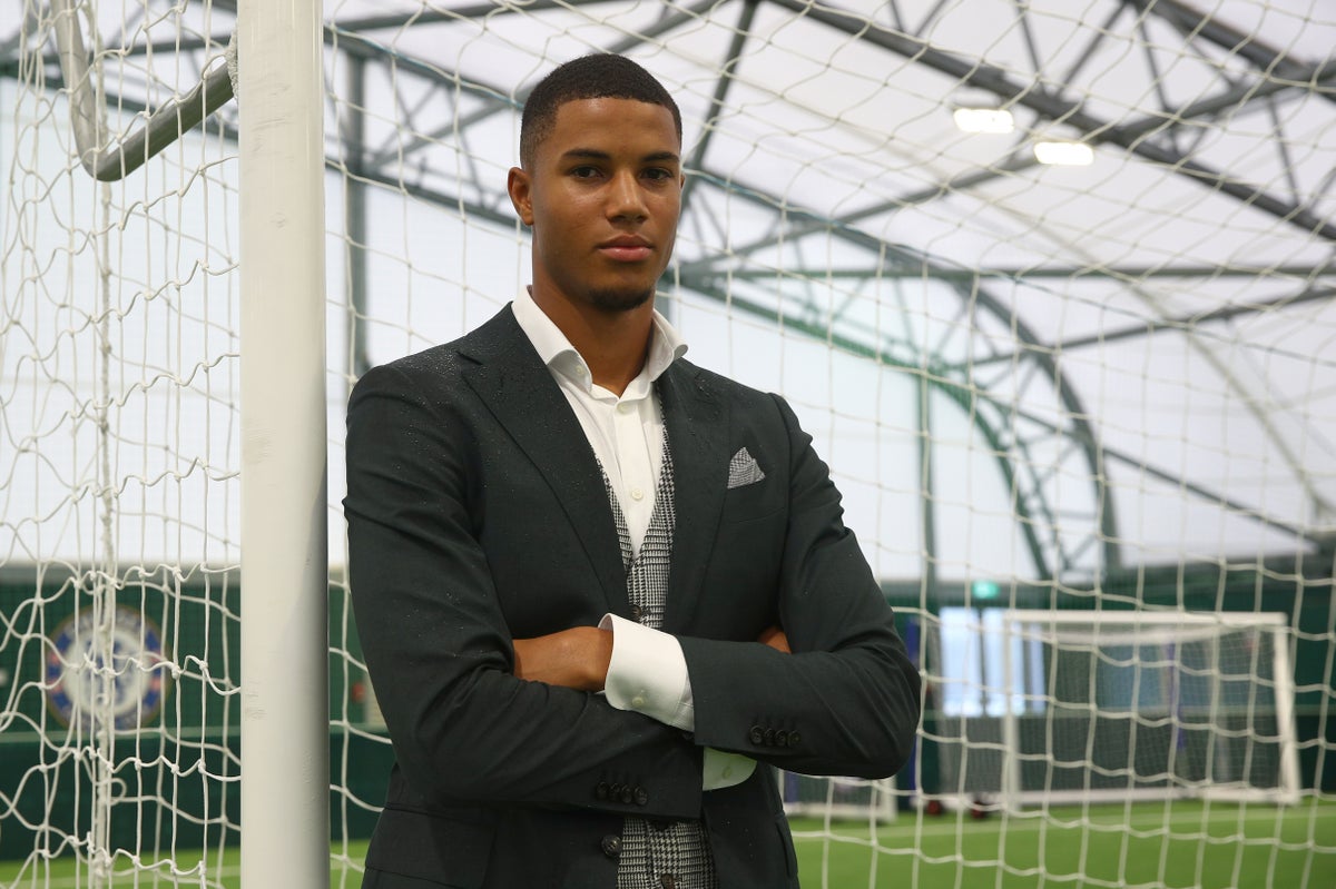 Xavier Mbuyamba décrit le transfert du FC Volendam comme un "pas en avant" de Chelsea