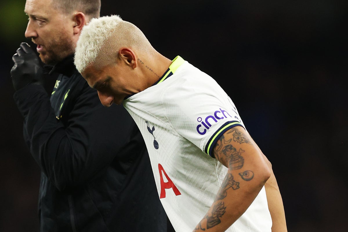 Blessure de Richarlison: la star de Tottenham subira un scanner aujourd'hui avec des espoirs de Coupe du monde au Brésil incertains