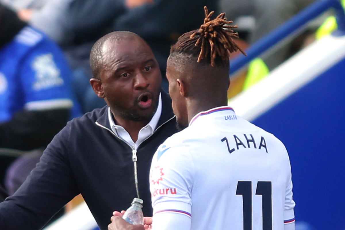 Wilfried Zaha "ressent l'amour" au Crystal Palace alors que Patrick Vieira promet de garder l'objectif de transfert de Liverpool