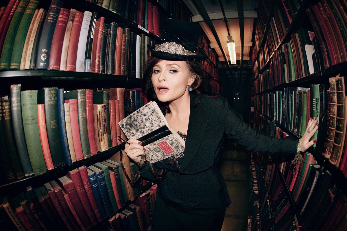 La bibliothèque de Londres fait d'Helena Bonham Carter la première femme présidente