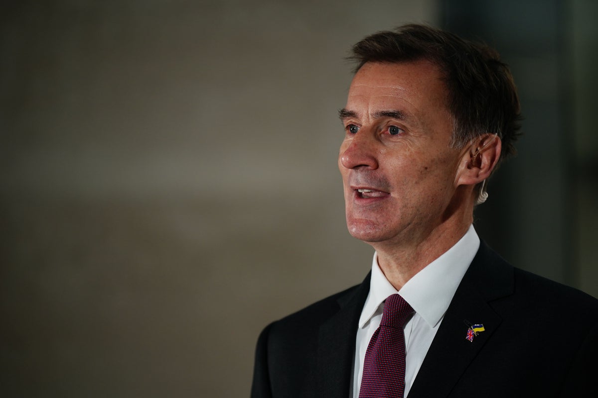 Le chancelier Jeremy Hunt insiste sur le fait qu'il ne soutient pas le retour au marché unique de l'UE