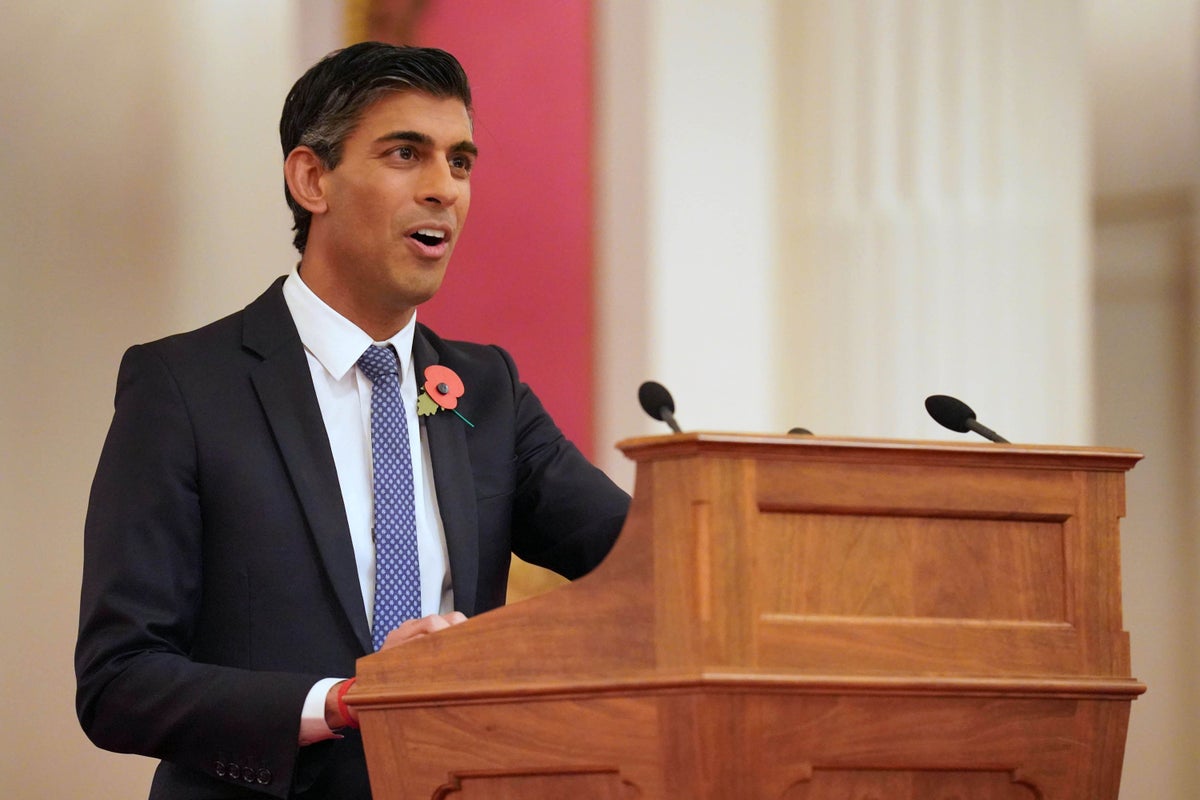 Rishi Sunak utilisera la Cop27 pour soulever la crise des migrants avec le président français