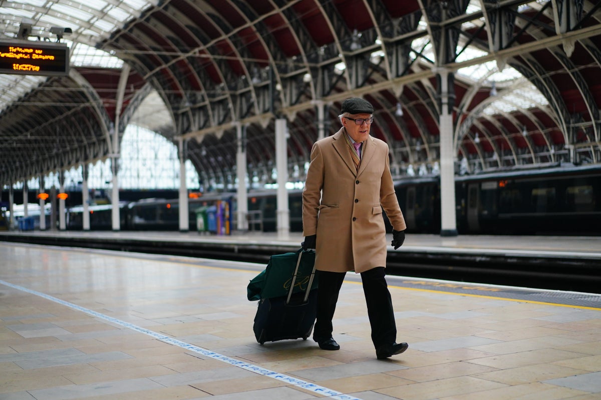 Les services ferroviaires touchés alors que la première vague de grèves commence