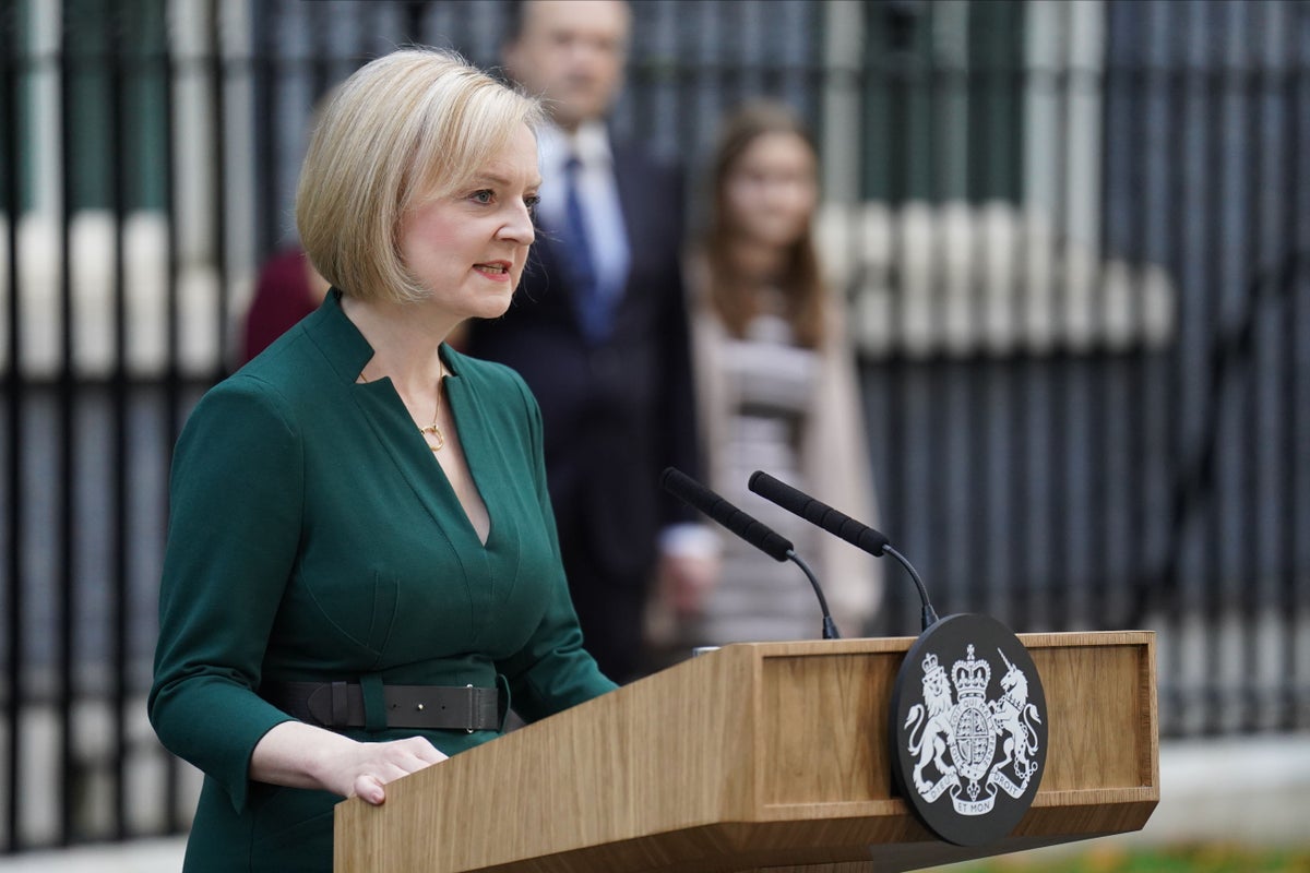 Liz Truss a tenté d'adopter «l'approche Spinal Tap» pour diriger le Royaume-Uni, selon un assistant
