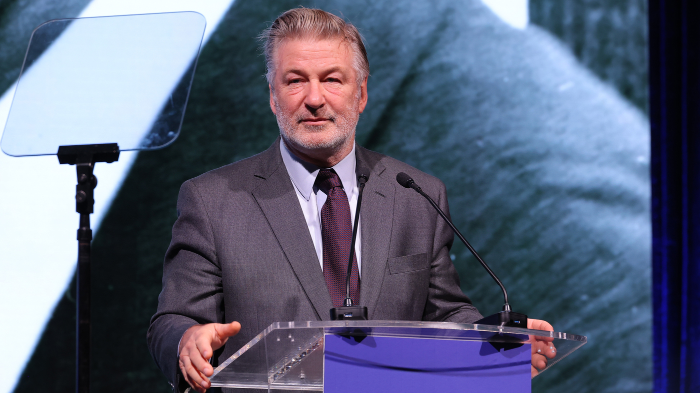 Alec Baldwin sera accusé d'homicide involontaire dans la mort par balle de "Rust"