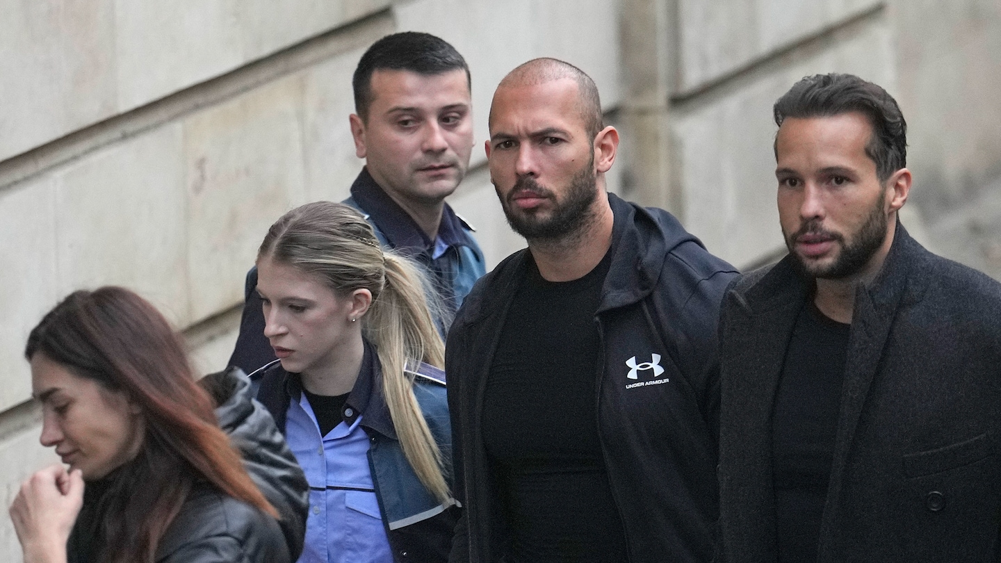 Andrew Tate et son frère Tristan comparaissent devant un tribunal roumain pour faire appel de leur détention