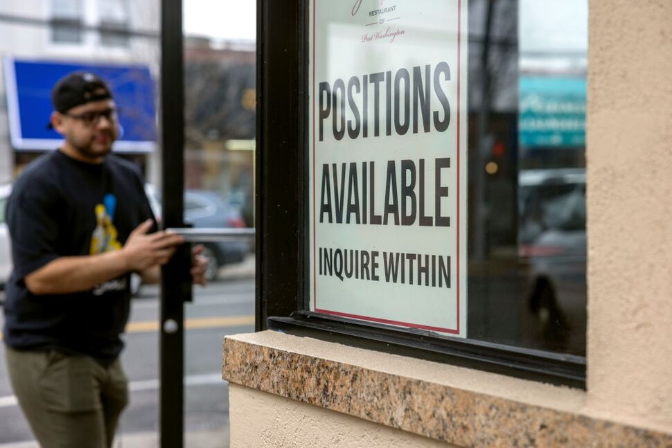 Les offres d'emploi ont augmenté en décembre, remontant à 11 millions |  Économie