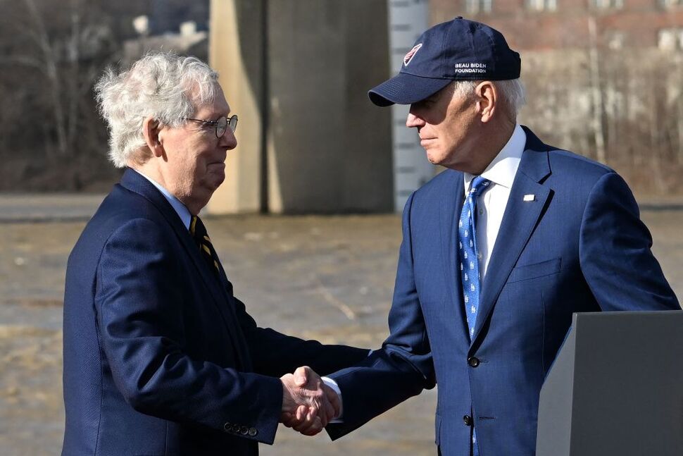 L'alliance improbable entre Joe Biden et Mitch McConnell |  nouvelles nationales
