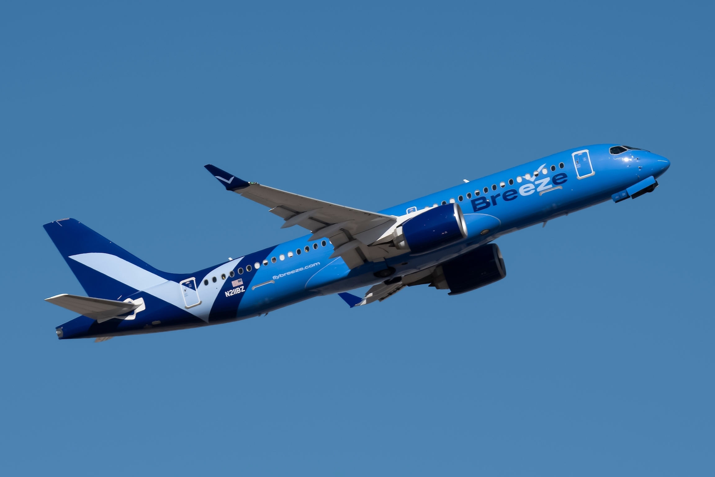 Breeze Airways vient d'ouvrir 22 nouvelles routes, y compris les principales destinations estivales