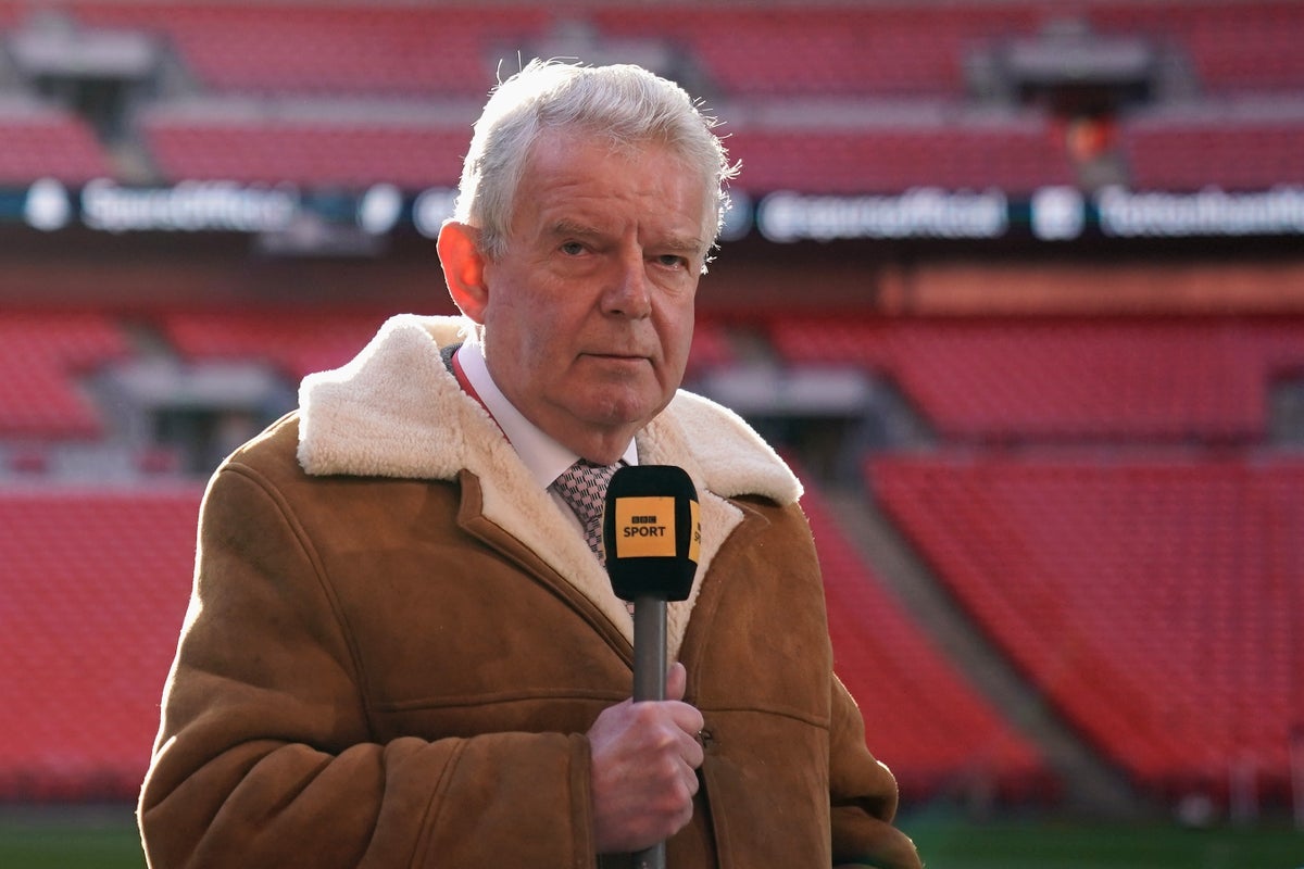 John Motson: les hommages affluent pour la "voix du football" après sa mort à 77 ans
