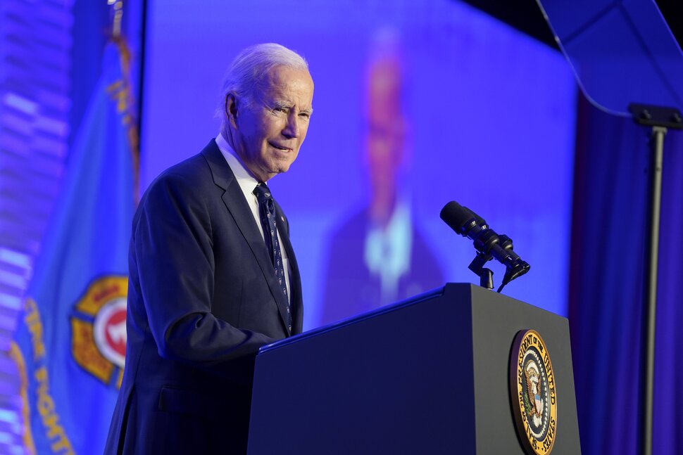 Le pragmatisme de Biden déclenche un retour de bâton des progressistes |  Politique