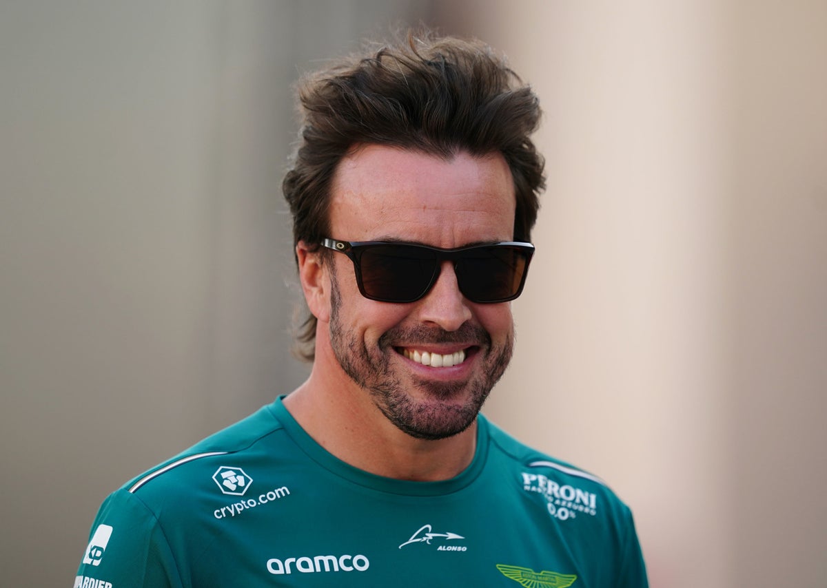 F1: Fernando Alonso répond aux espoirs de podium d'Aston Martin avec une prédiction audacieuse sur l'évolution de la voiture