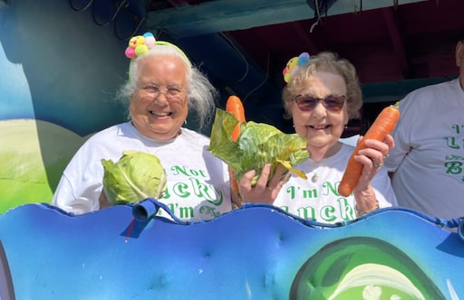 Les correspondants Gloria Bruce et Shirley Clements ont passé 70 ans à échanger des lettres
