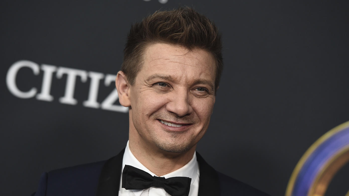 Jeremy Renner publie une vidéo de lui marchant à nouveau après son accident de chasse-neige