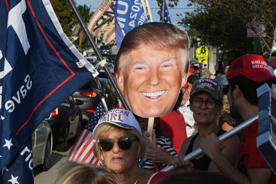 40 % des républicains sont plus susceptibles de voter pour Trump après des accusations de crime : sondage |  nouvelles nationales