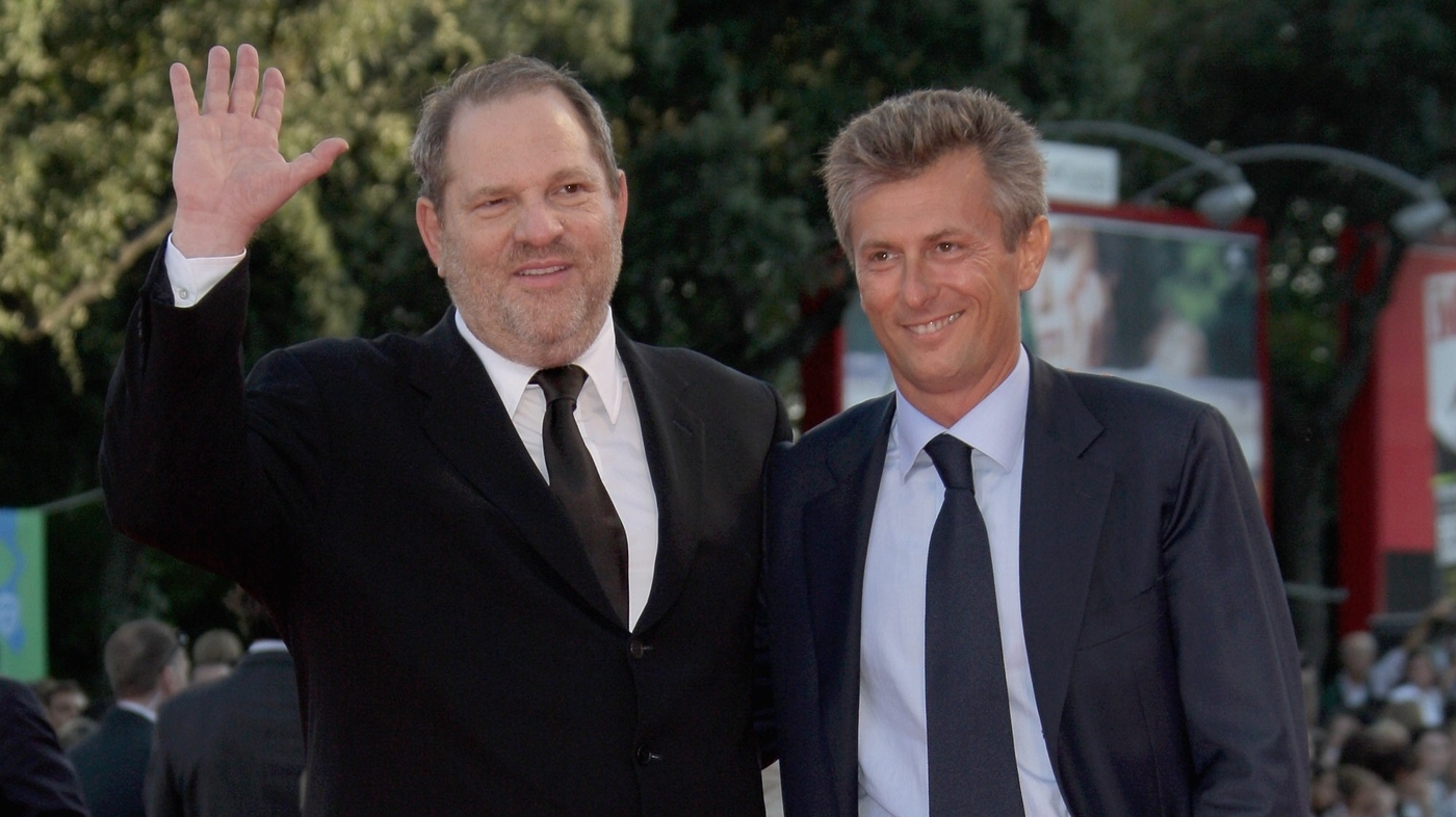 Un ancien mannequin accuse un ancien associé d'Harvey Weinstein d'agression sexuelle