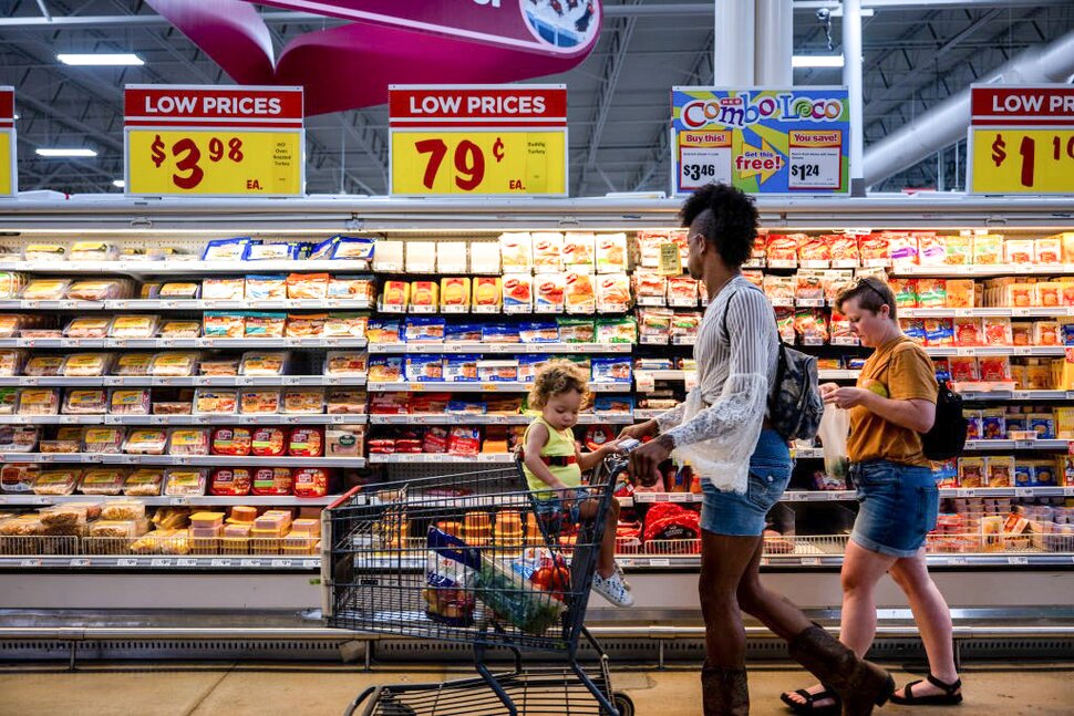 Les consommateurs deviennent plus pessimistes quant à l'avenir de l'économie |  Économie