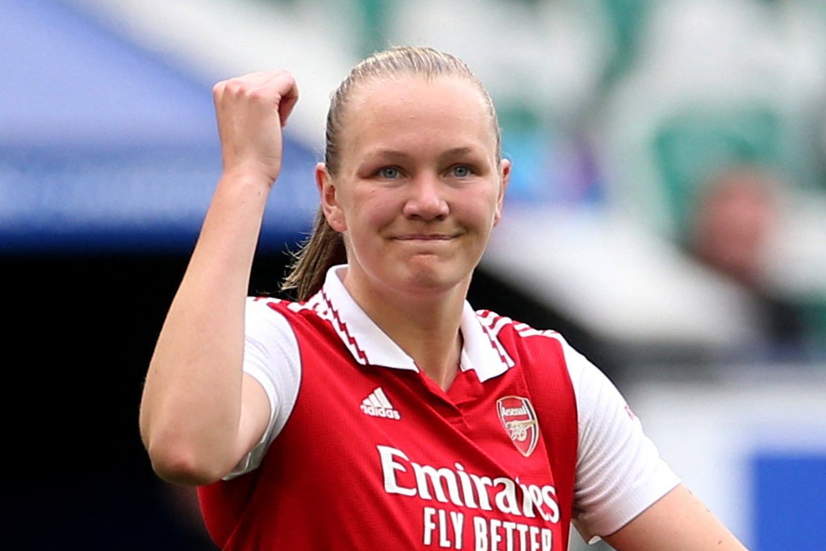Arsenal produit un retour émouvant pour remporter le match nul vital de la Ligue des champions féminine à Wolfsburg