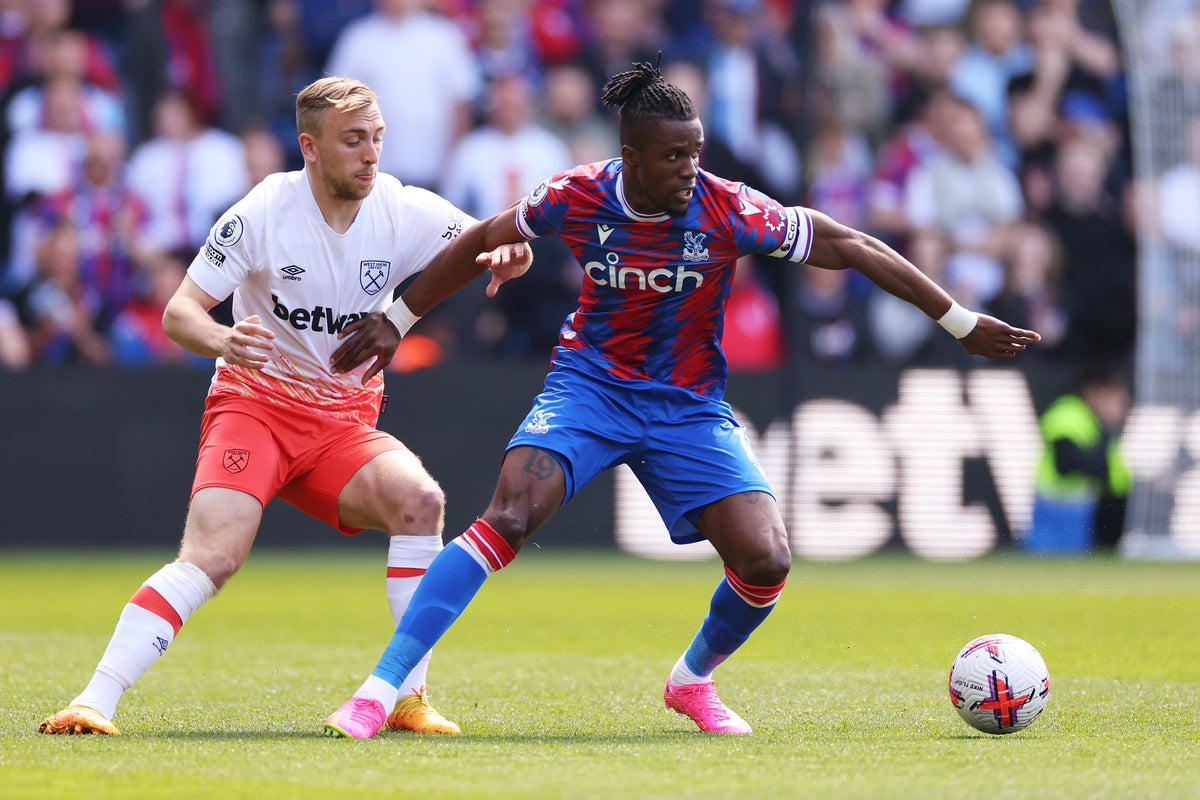 Crystal Palace 3-1 West Ham EN DIRECT !  EN DIRECT!  But de Schlupp - Flux du match de Premier League, dernières mises à jour des scores aujourd'hui