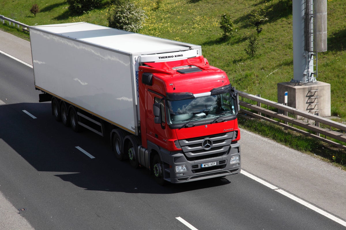 Les constructeurs de camions critiquent le manque d'infrastructures pour des véhicules plus verts