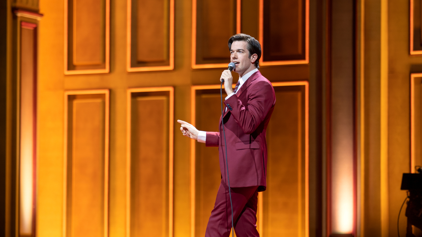 "Baby J" de John Mulaney braque les projecteurs sur lui-même