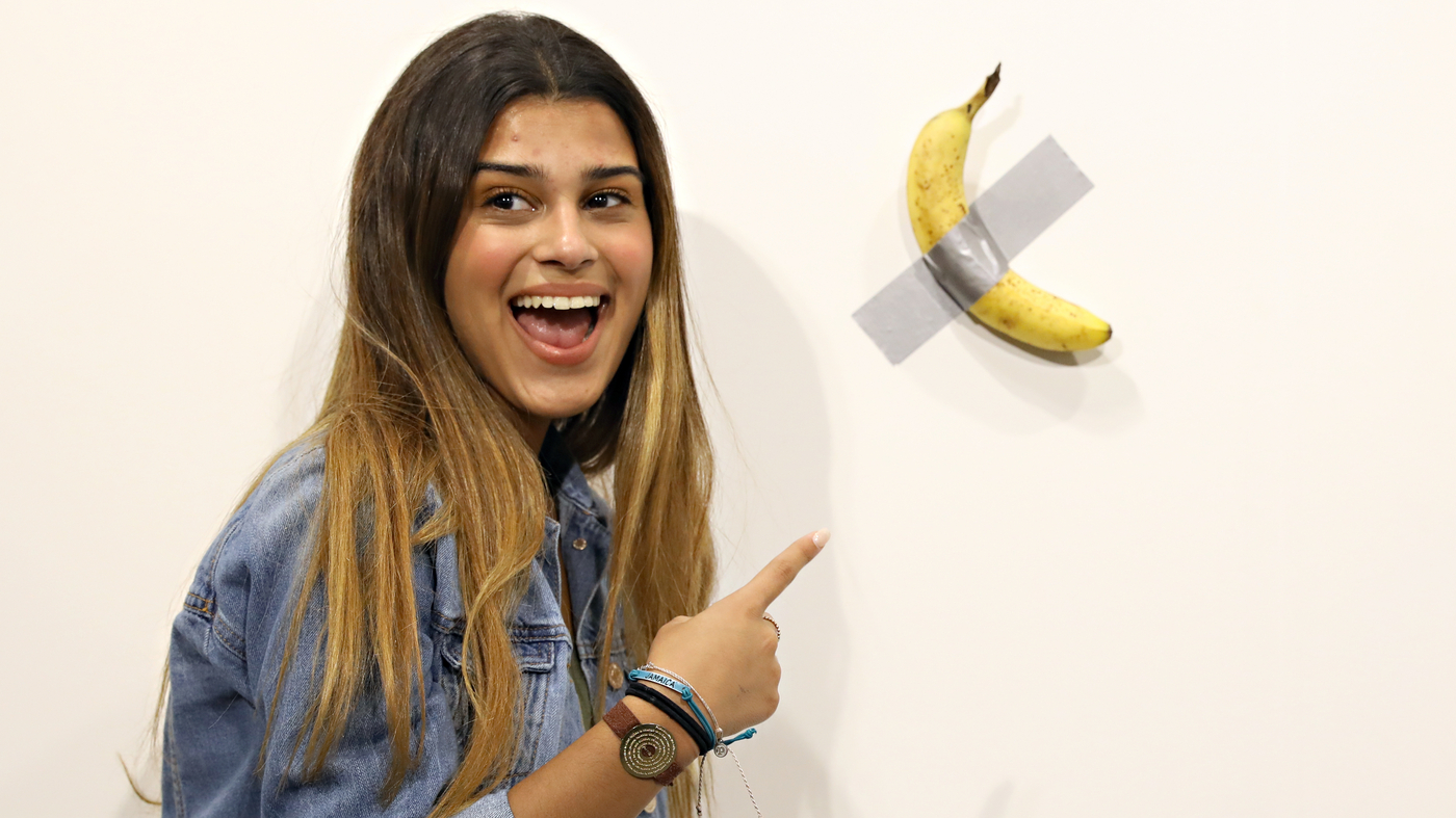 Le gars qui a mangé une banane à 120 000 $ dans un musée d'art dit qu'il avait juste faim