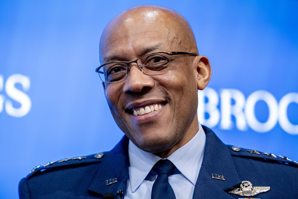 Biden choisira le général CQ Brown de l'Air Force comme prochain président des chefs d'état-major: Rapports |  nouvelles nationales