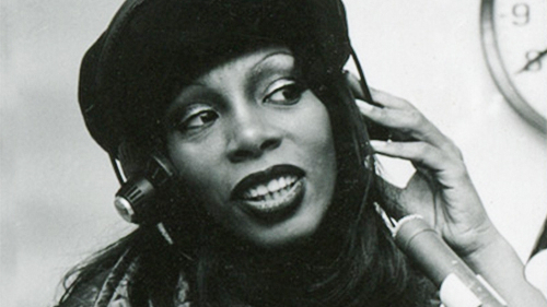 "Love to Love You, Donna Summer" documente la reine du disco - mais à distance