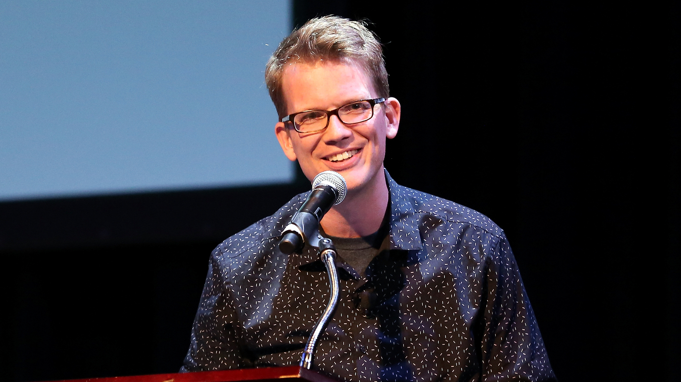 La star de YouTube, Hank Green, partage son diagnostic de cancer