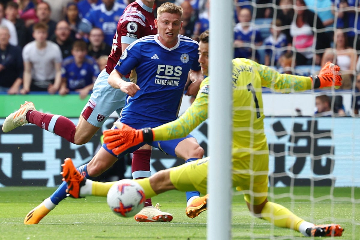 Leicester 1-0 West Ham EN DIRECT !  But de Barnes - Flux du match de Premier League, dernier score et mises à jour aujourd'hui