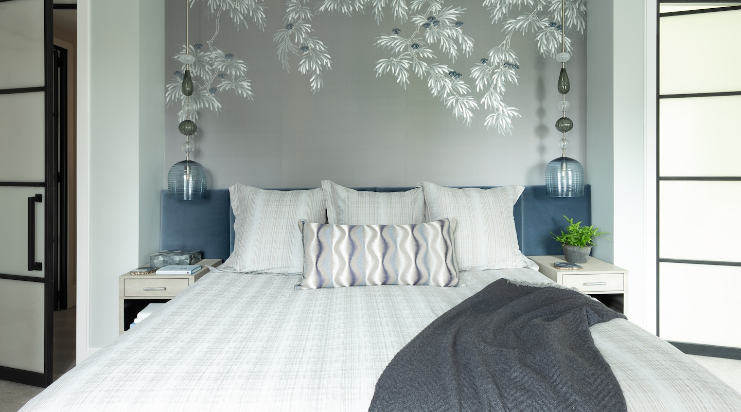 11 astuces pour installer un grand lit dans une petite pièce