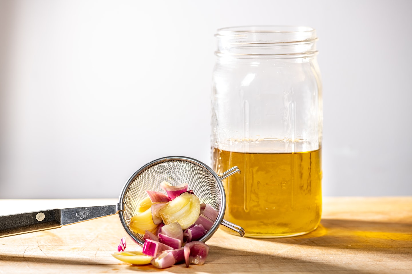 Substituts savoureux à faible teneur en FODMAP pour l'ail et les oignons