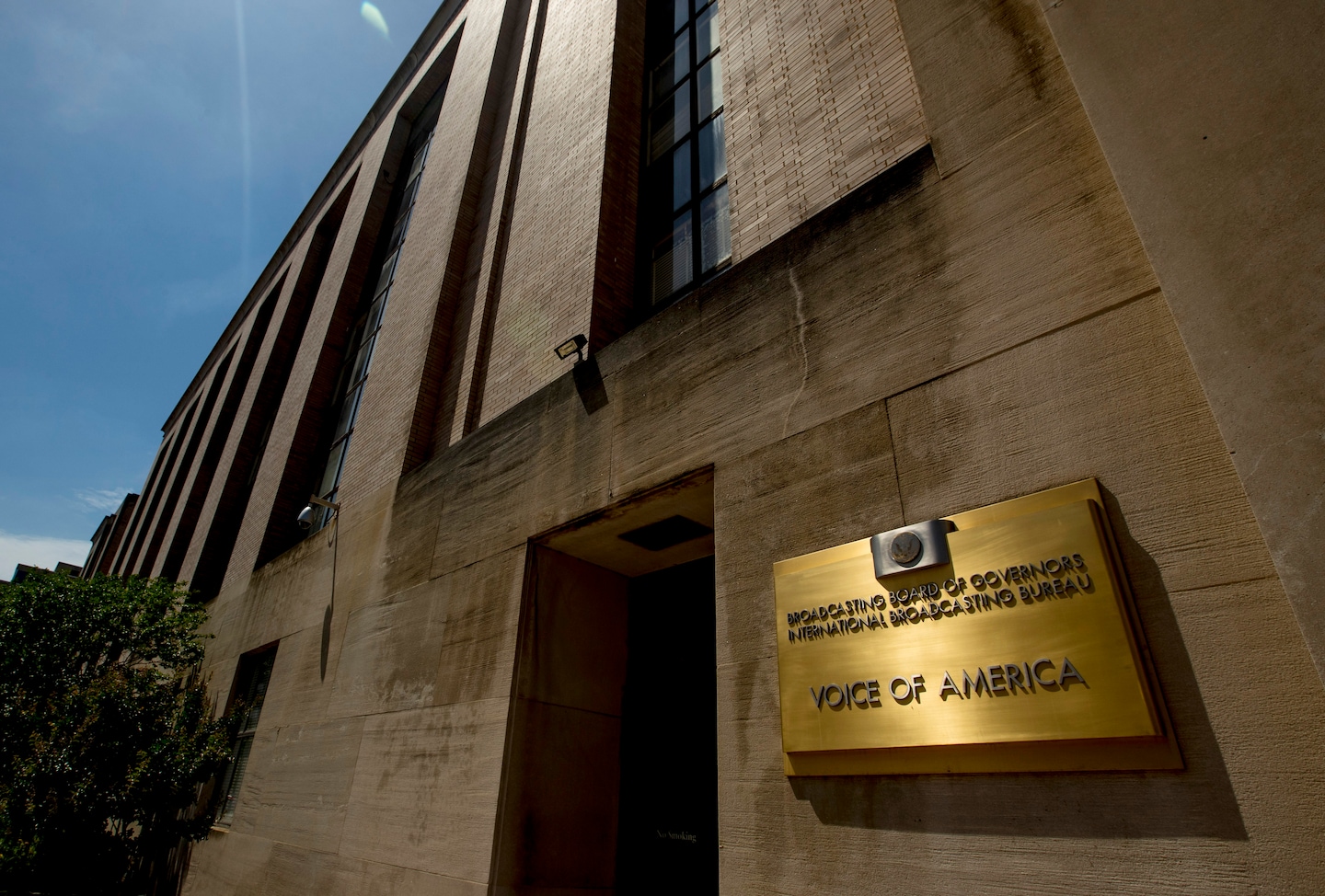 Voice of America abandonne un hôte accusé de diffuser de la propagande russe