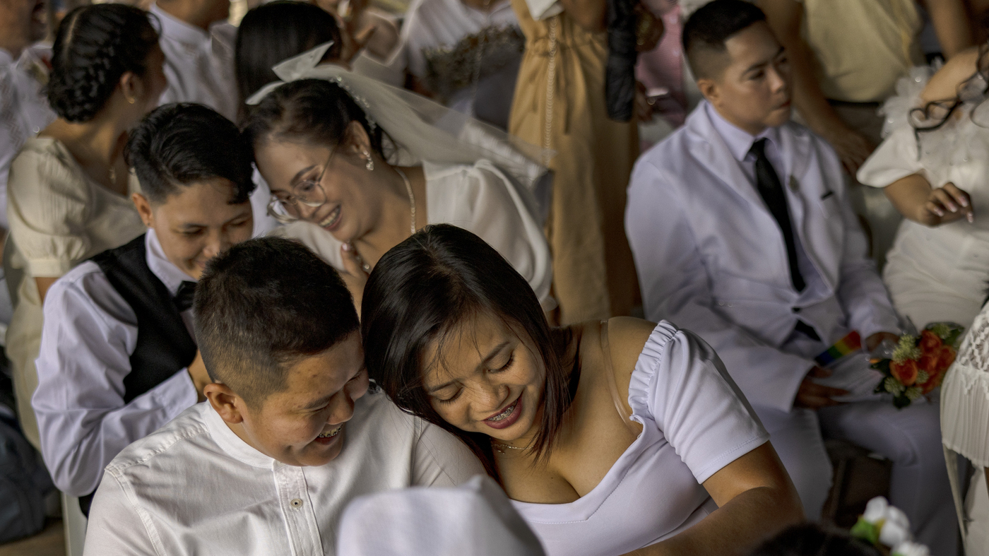 Aux Philippines, une enquête montre un soutien croissant aux gays et lesbiennes