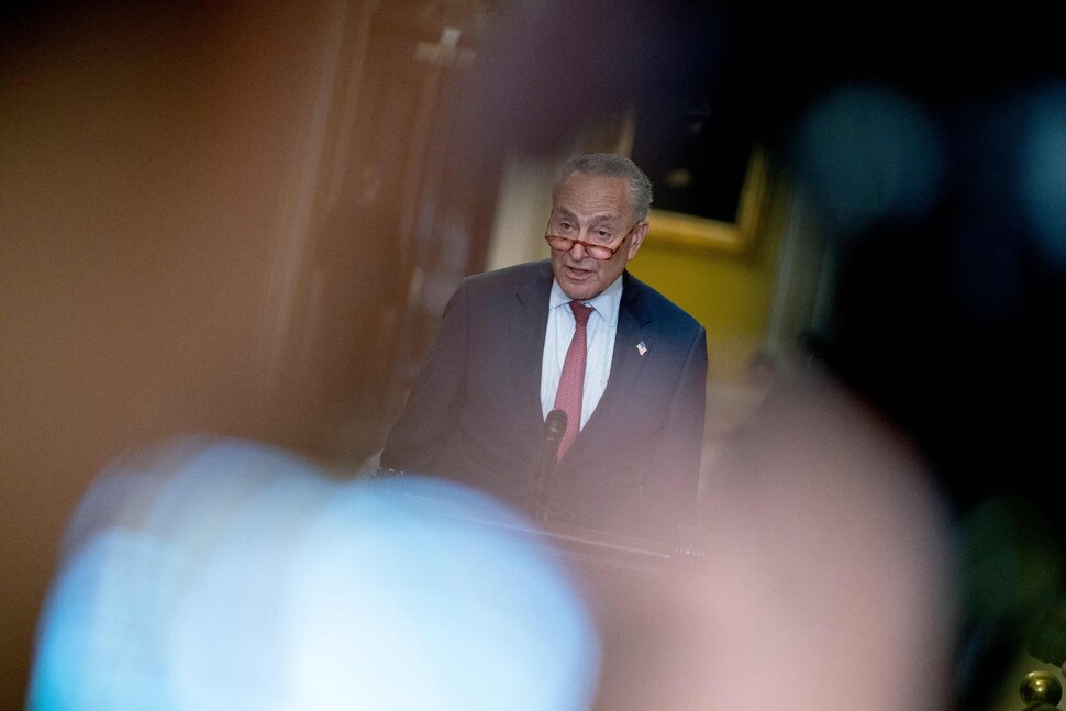Schumer dénonce le refus de Tuberville de condamner le nationalisme blanc |  Politique