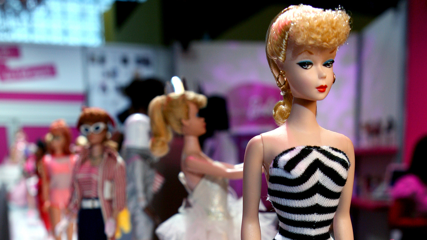 Le secret de l'attrait durable de Barbie ?  Elle peut se débrouiller toute seule