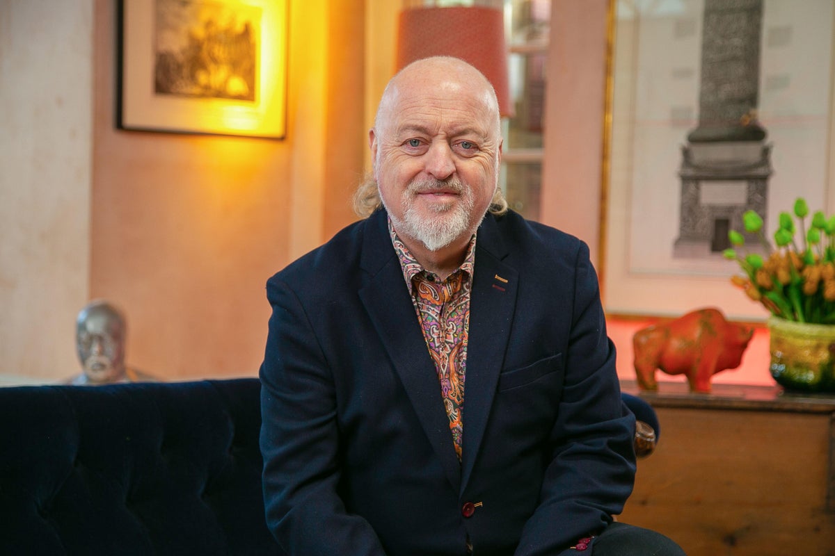 Bill Bailey réfléchit aux histoires «difficiles» de Covid des travailleurs du NHS dans une nouvelle émission de la BBC