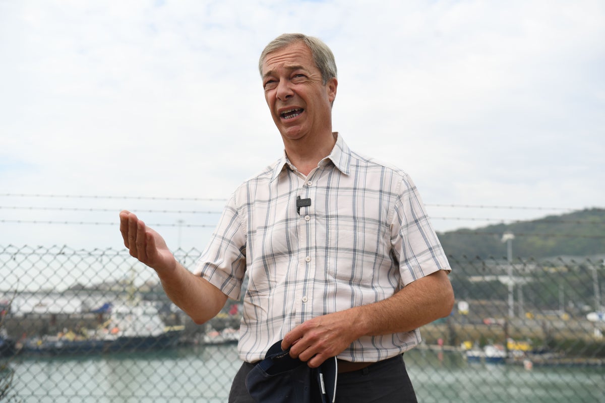 Nigel Farage dit que le document de Coutts montre que son compte a été fermé à cause de ses opinions