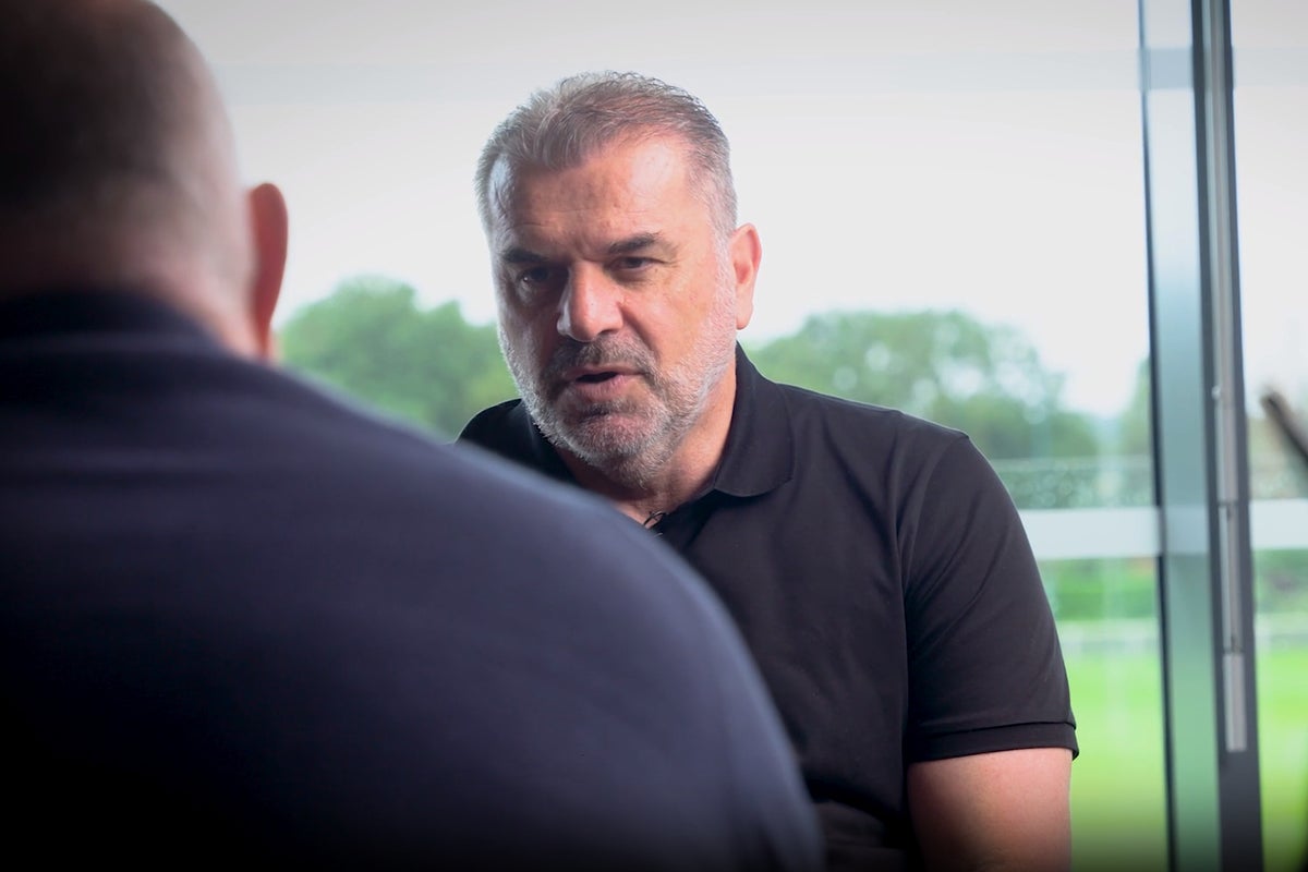 Tottenham: Ange Postecoglou s'engage à "réaliser les rêves de tous les fans" lors de sa première interview en tant que manager