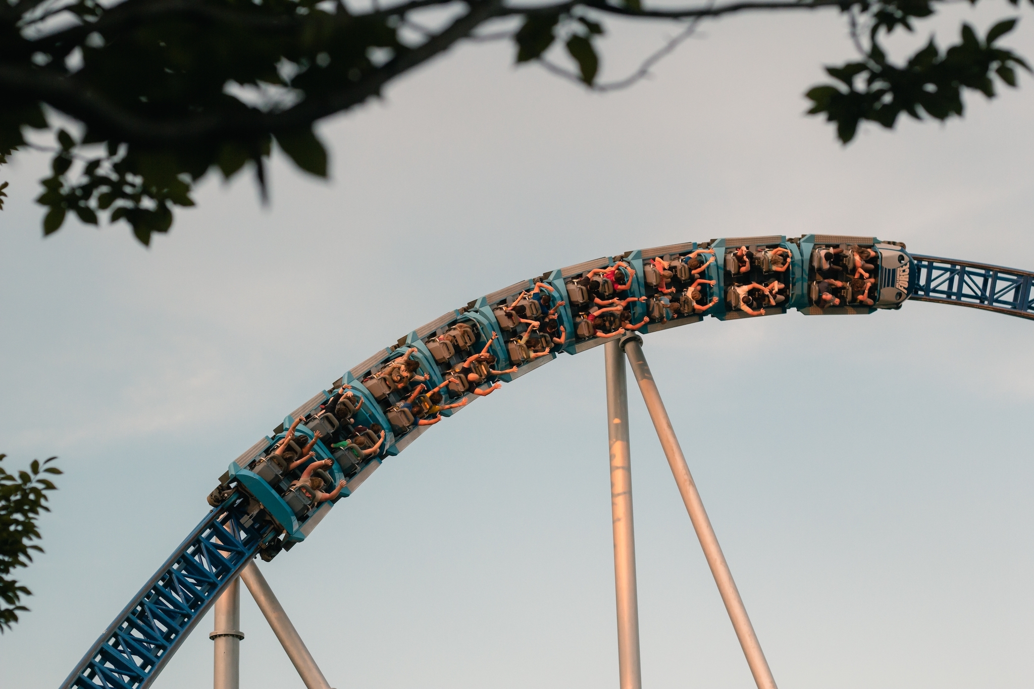 L'une des montagnes russes les plus hautes et les plus rapides du monde arrive dans le Midwest