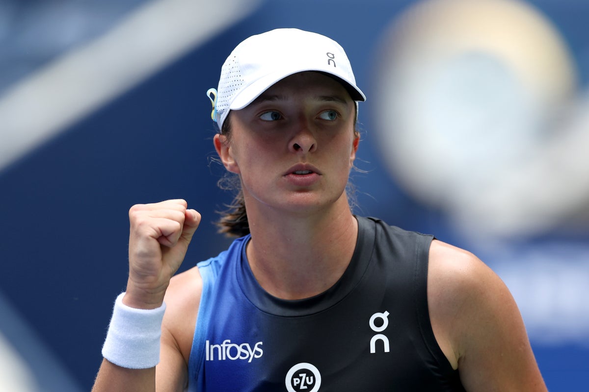 US Open 2023 : Iga Swiatek écarte Rebecca Peterson pour un bon départ de la défense de Flushing Meadows