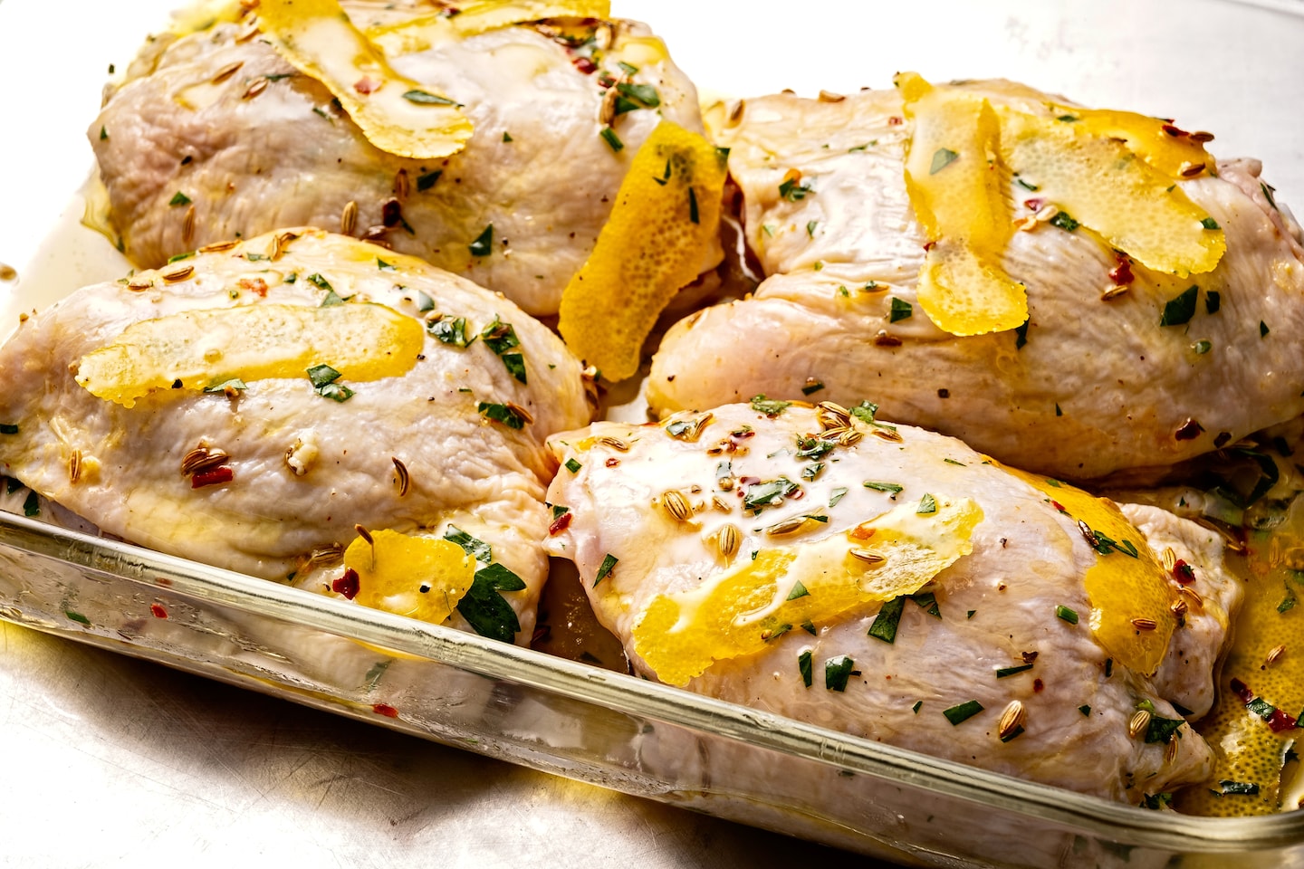Combien de temps peut-on faire mariner la viande ?  3 facteurs pour le poulet, le steak et plus