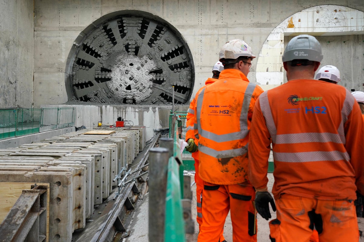 Les experts ferroviaires affirment que la réduction de HS2 serait un « gâchis commercial et opérationnel »