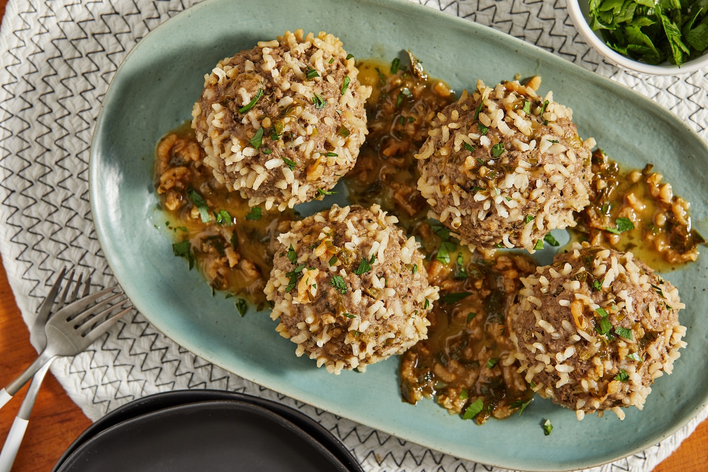 Recette de boulettes de viande et de riz végétaliennes à la mode assyrienne