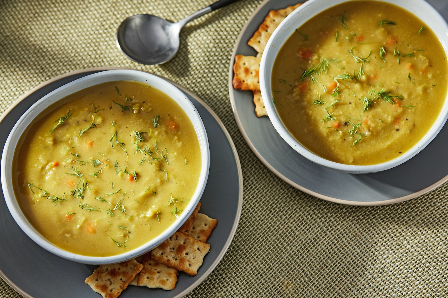 10 recettes faibles en sodium, dont des soupes, des ragoûts et du poulet