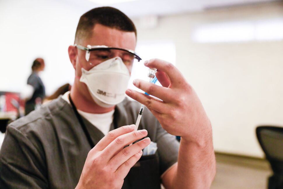 La sous-variante Omicron EG.5, ou « Eris », augmente à mesure que les nouvelles hospitalisations liées au COVID-19 diminuent |  Infos santé