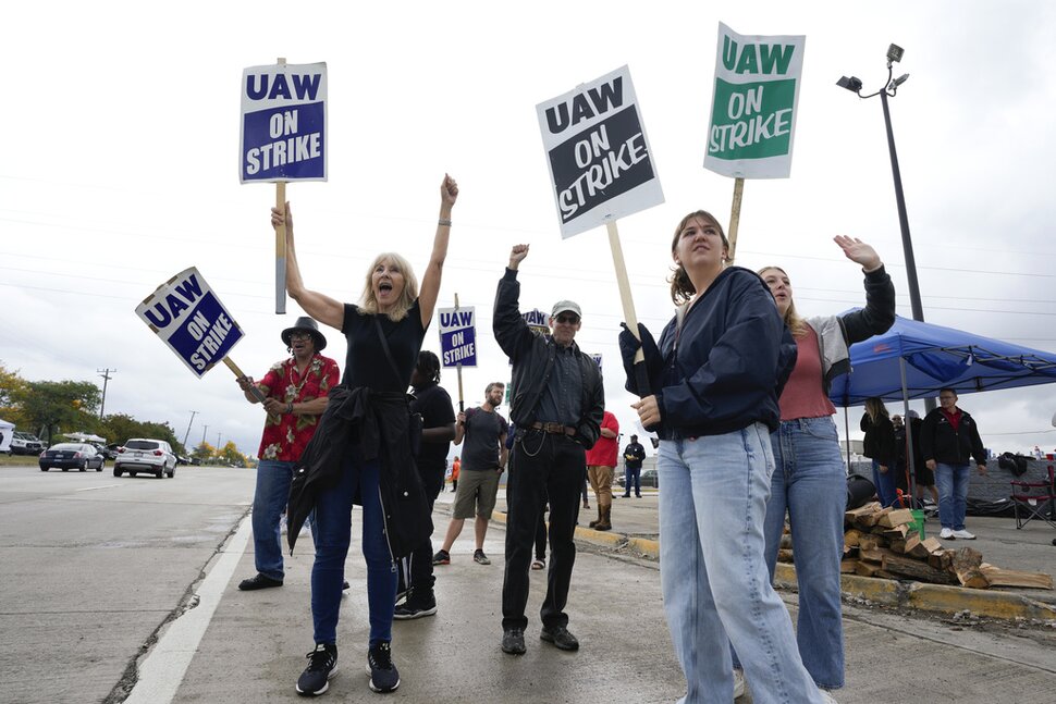 Où les travailleurs de l’automobile font-ils grève ?  |  Meilleurs États