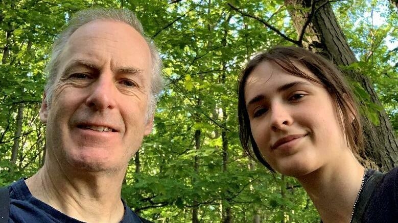 « Wait Wait » pour le 30 septembre 2023 : Live à Los Angeles avec Bob et Erin Odenkirk !